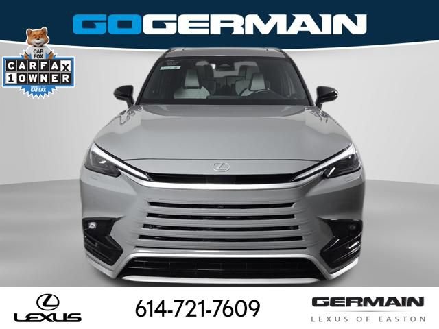 Used 2025 Lexus TX 350 AWD w/ Technology Package image 3