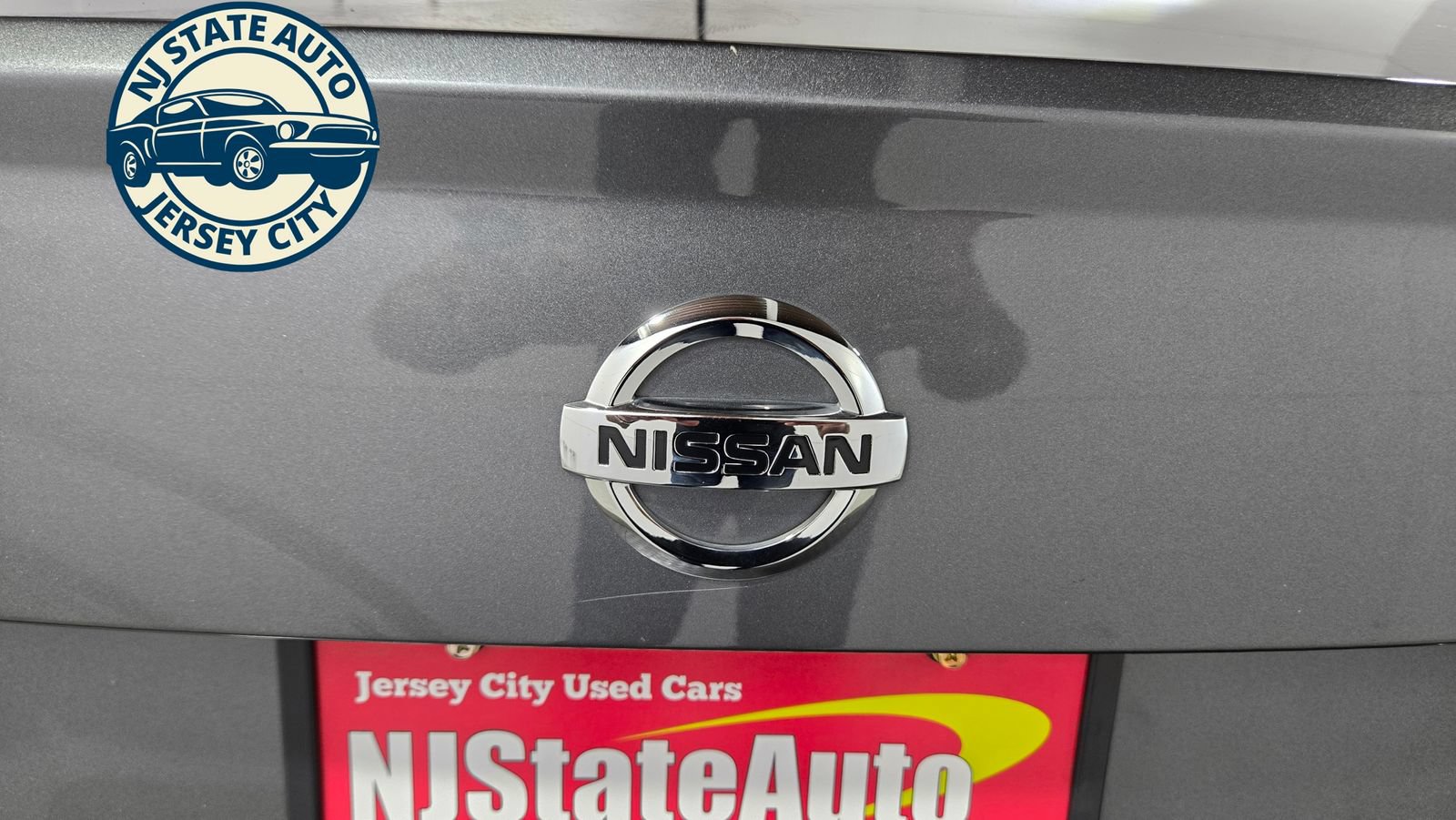 Used 2021 Nissan Versa S FWD image 29