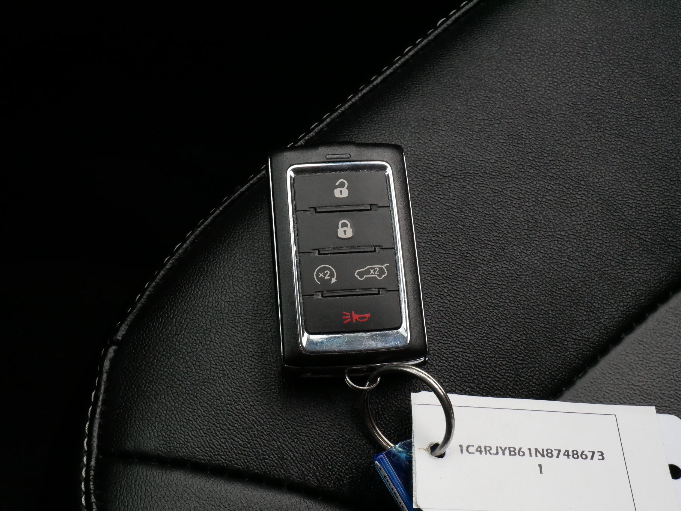 Used 2022 Jeep Grand Cherokee Limited 4xe AWD/4WD image 32