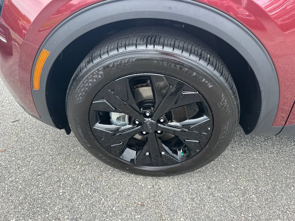 Certified 2025 Kia Sportage X-Line w/ Premium Package AWD/4WD image 11