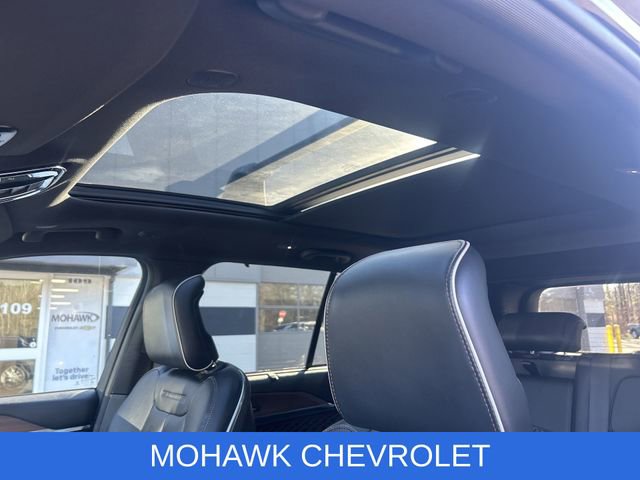 Used 2022 Jeep Grand Cherokee Summit w/ Adv Protech Group IV image 20