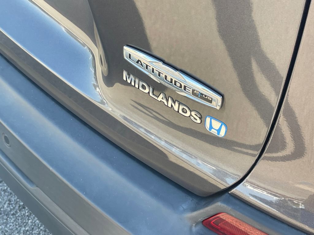 Used 2020 Jeep Cherokee Latitude Plus image 20