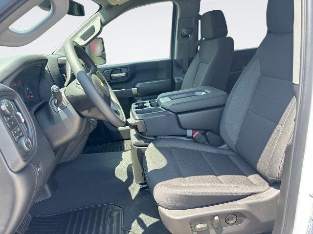 New 2026 Chevrolet Silverado 2500 Custom w/ Custom Value Package AWD/4WD image 11