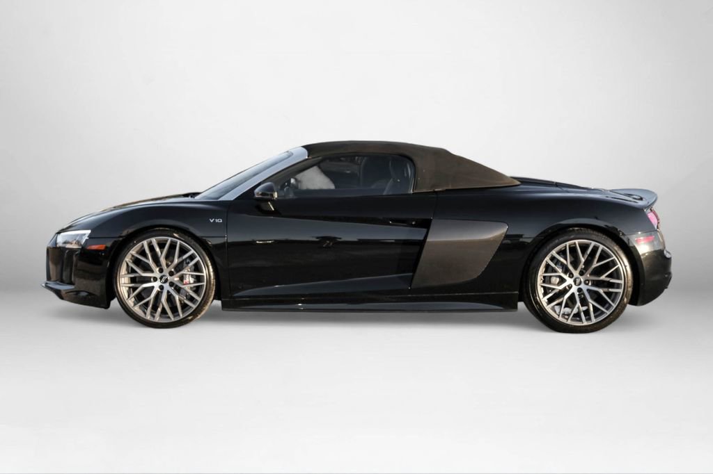 Used 2018 Audi R8 V10 plus image 6