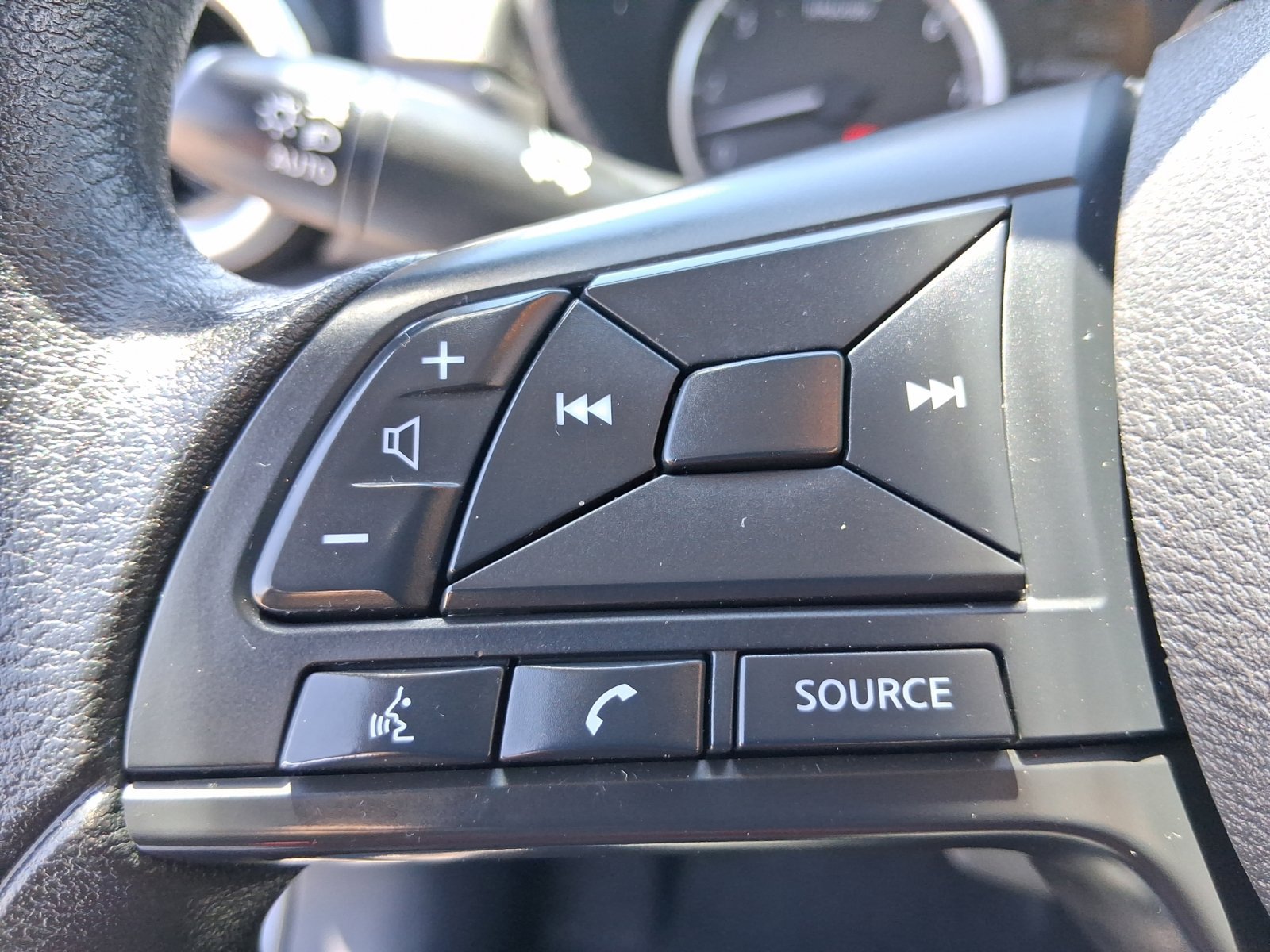 Used 2023 Nissan Versa S w/ S Plus Package FWD image 18