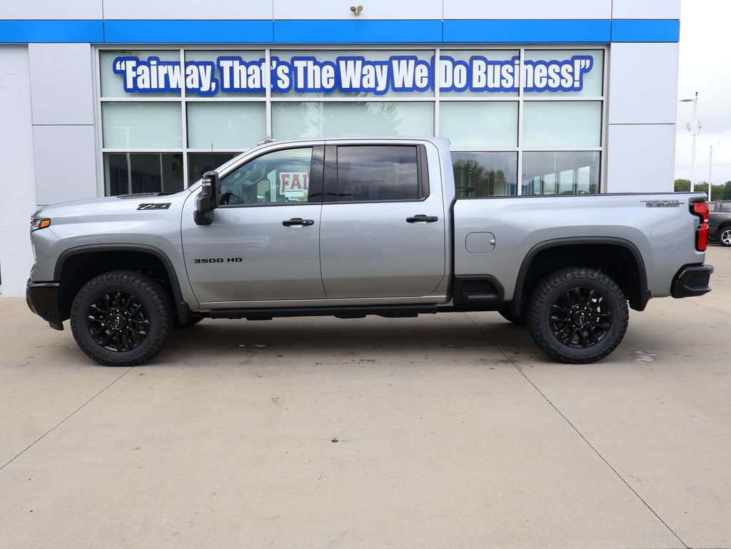 New 2026 Chevrolet Silverado 3500 LTZ w/ LTZ Plus Package AWD/4WD image 7