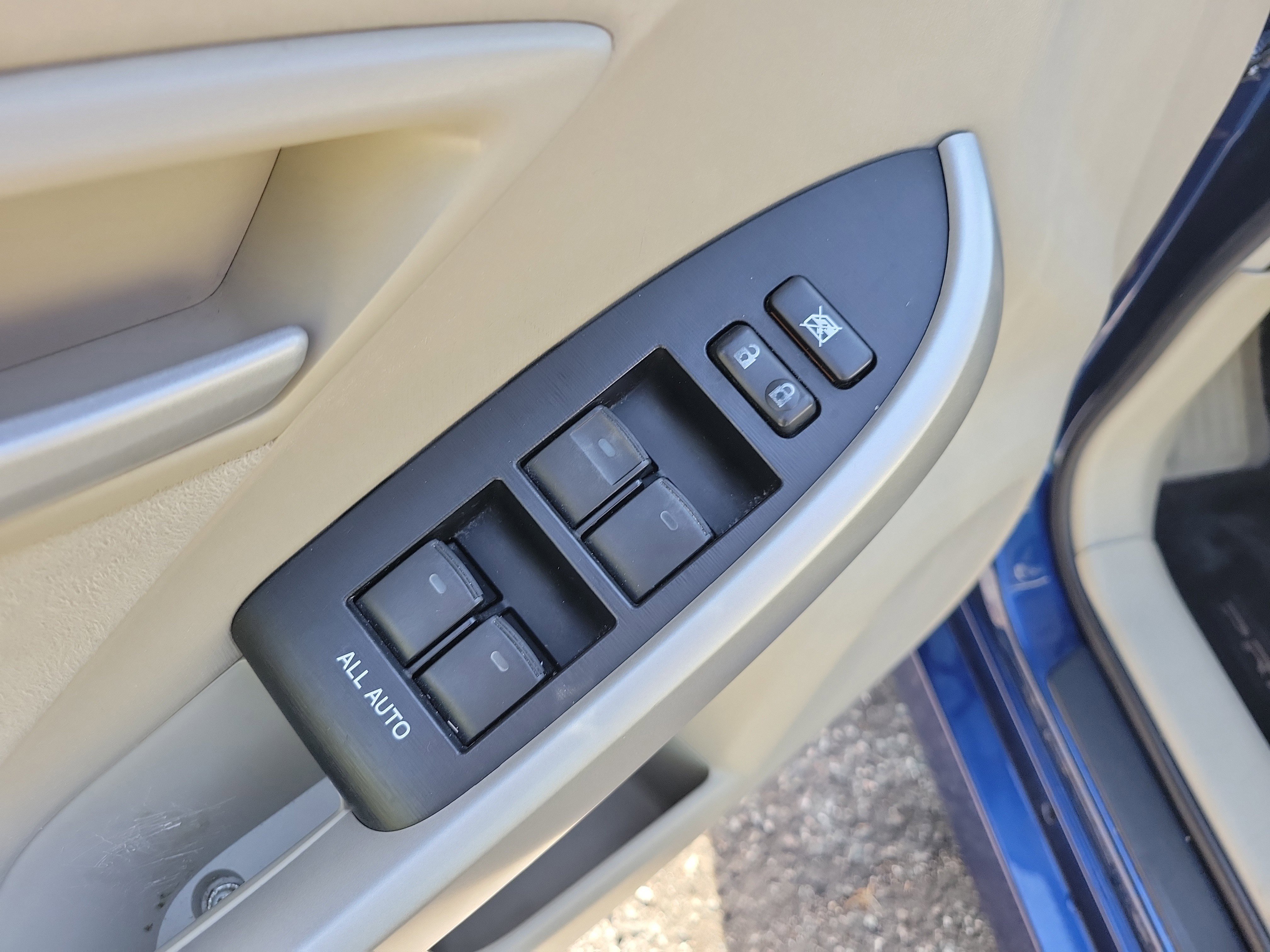 Used 2010 Toyota Prius Two image 20