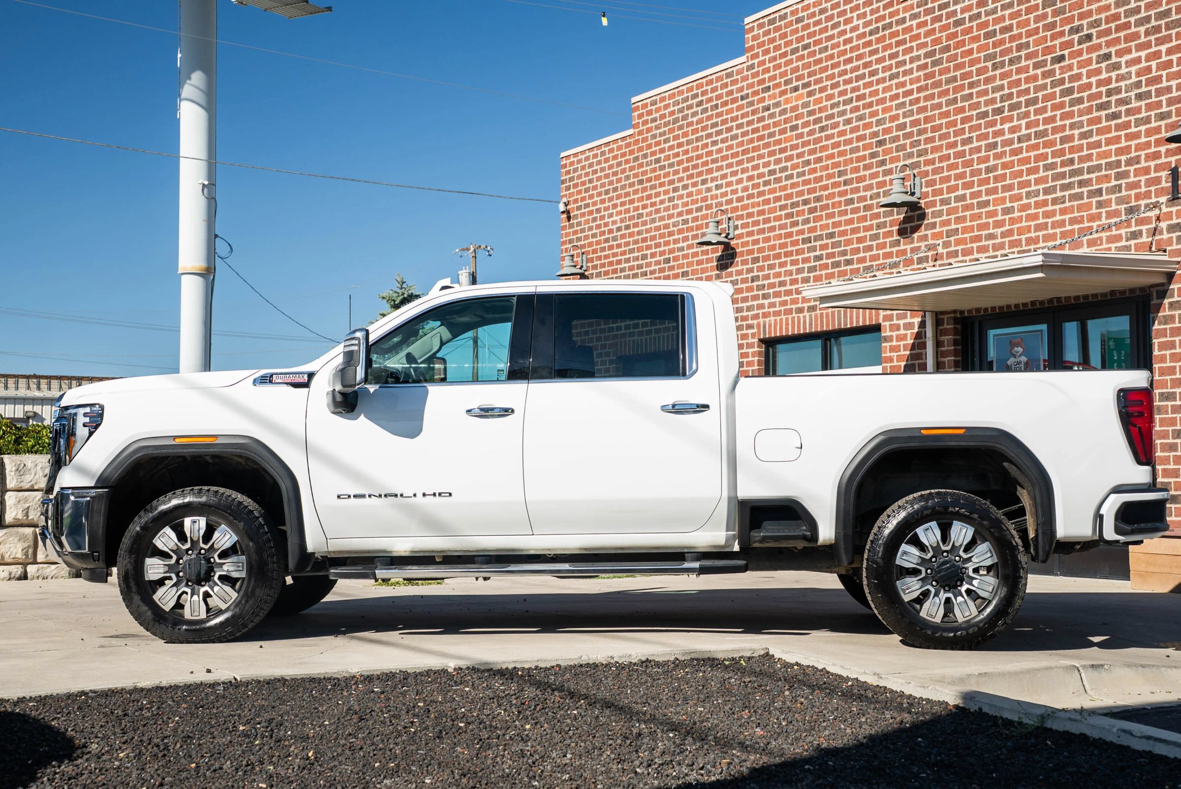 Used 2025 GMC Sierra 3500 Denali w/ Denali Reserve Package AWD/4WD image 3