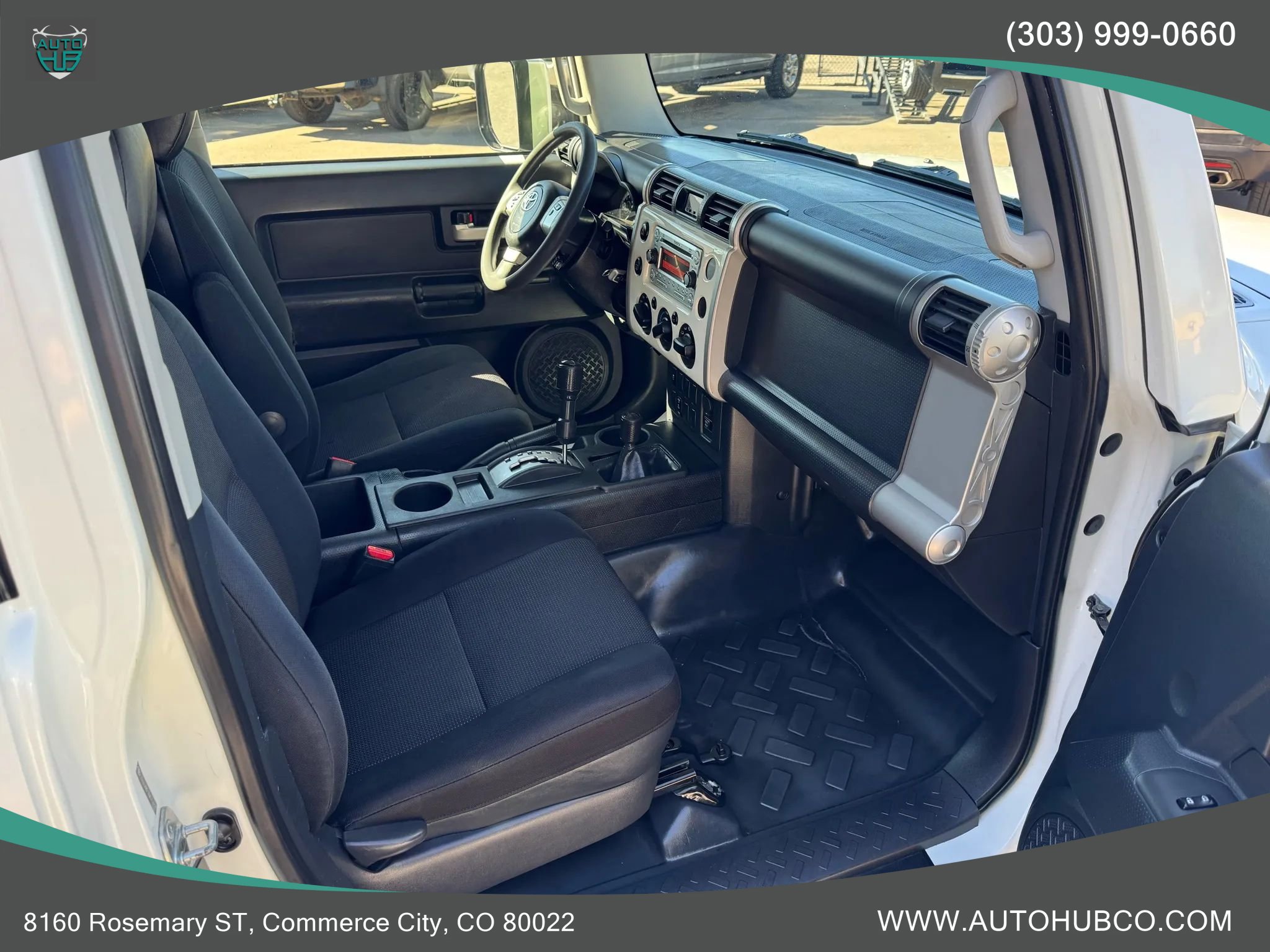 Used 2013 Toyota FJ Cruiser 4WD w/ Convenience Pkg image 12