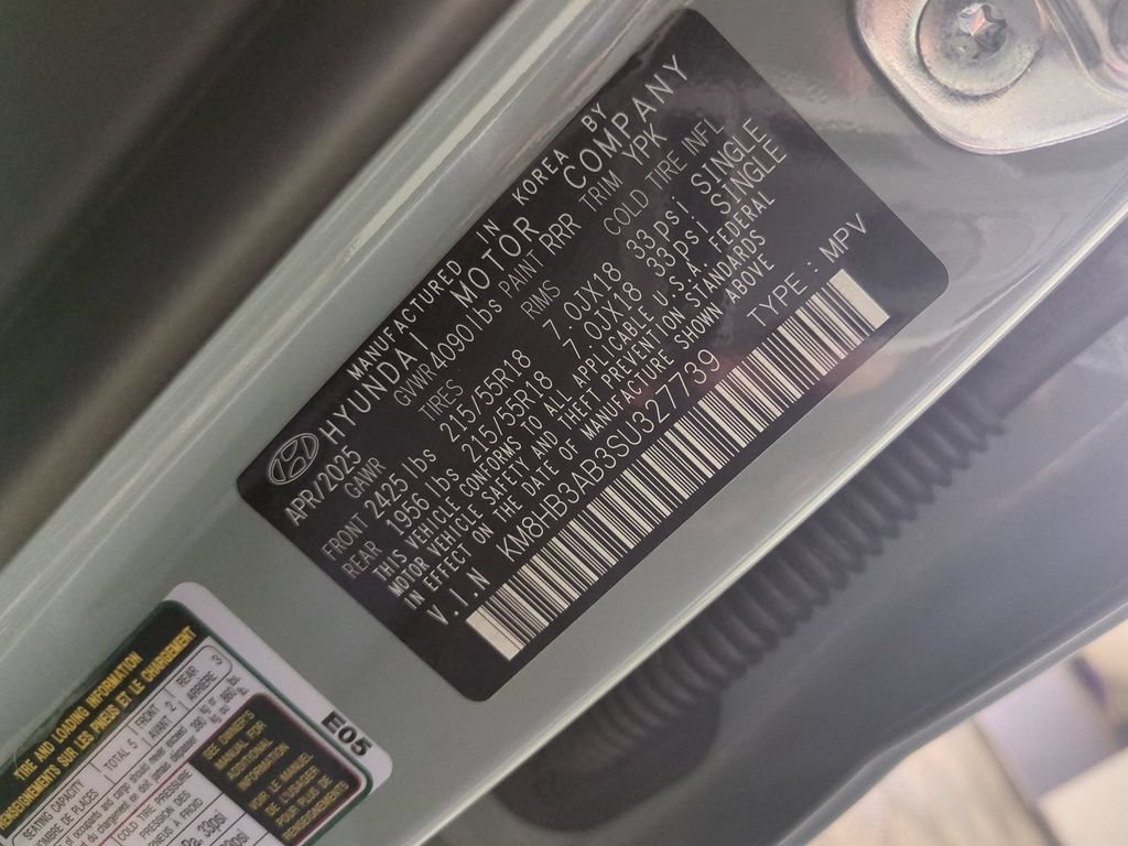 Used 2025 Hyundai Kona SEL FWD image 38
