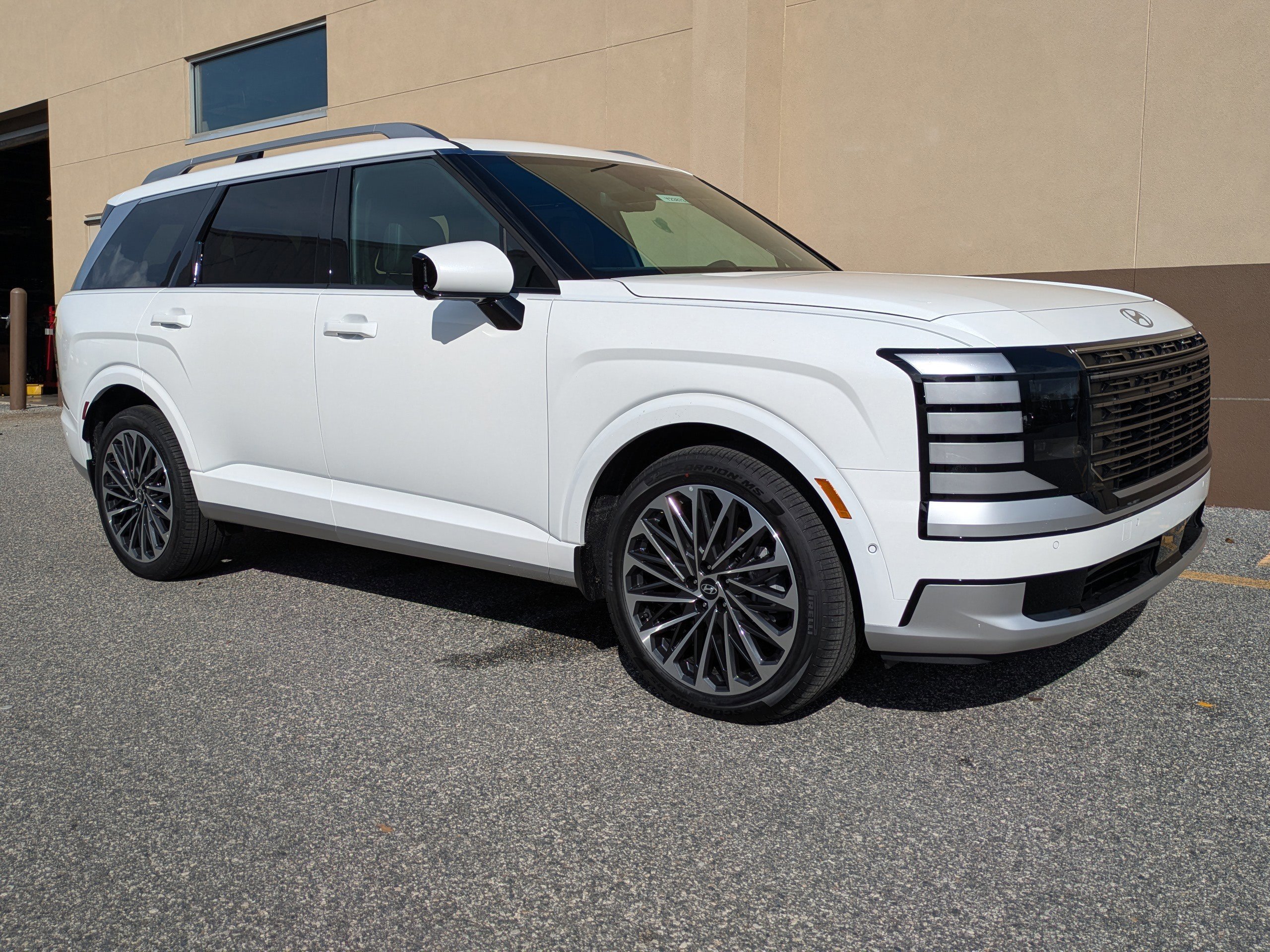 New 2026 Hyundai Palisade Calligraphy image 2