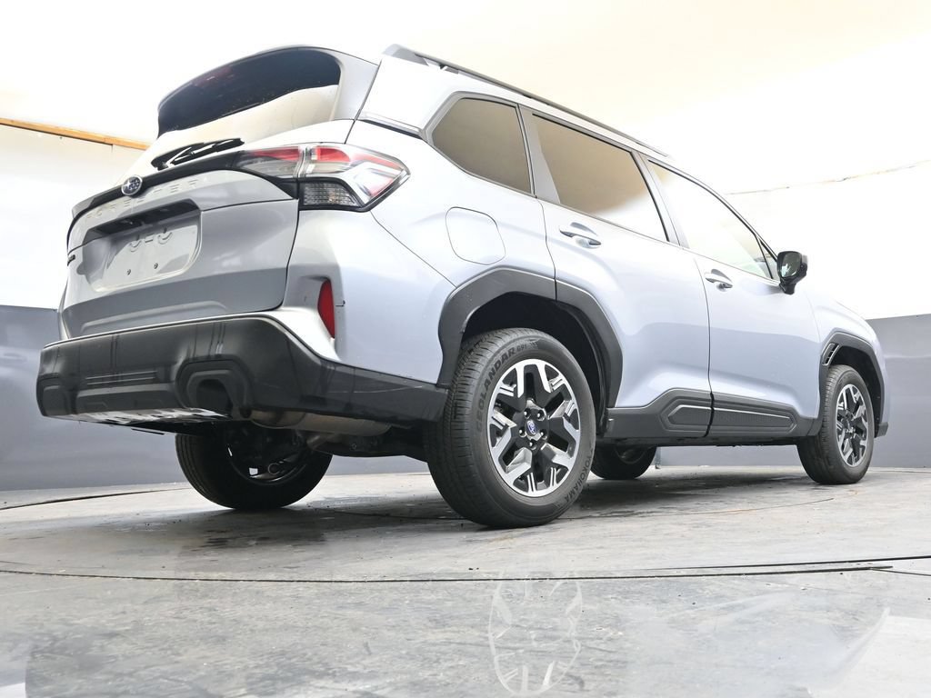 Certified 2025 Subaru Forester Premium AWD/4WD image 33