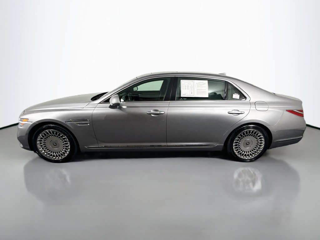Used 2020 Genesis G90 3.3T Premium RWD image 8