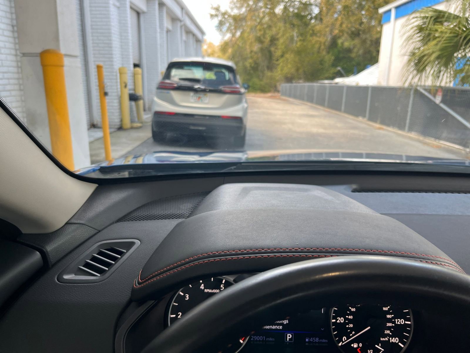 Used 2025 Nissan Altima 2.5 SR image 33