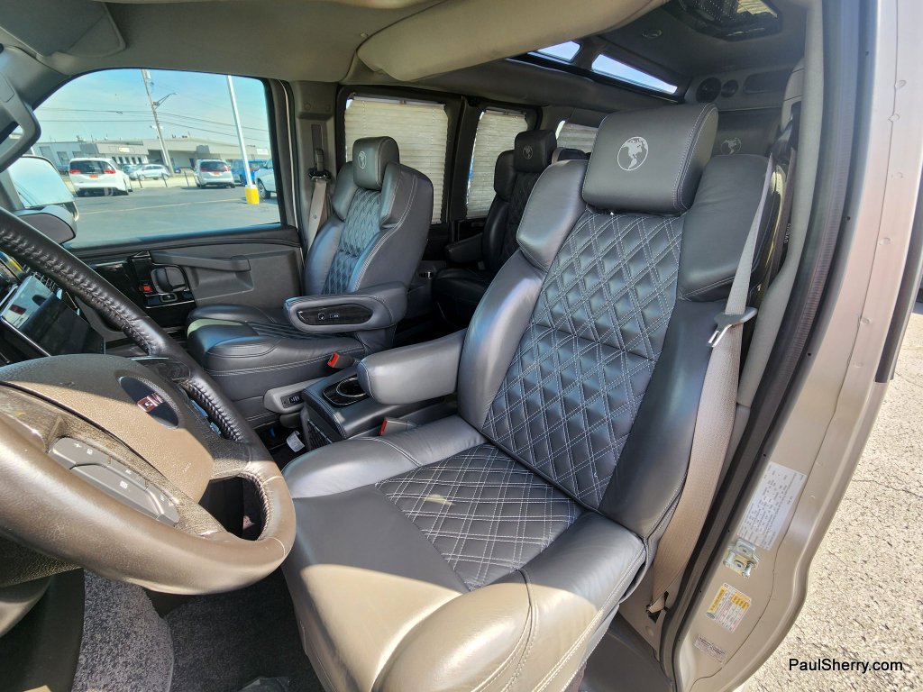 Used 2023 GMC Savana 2500 Extended RWD image 40