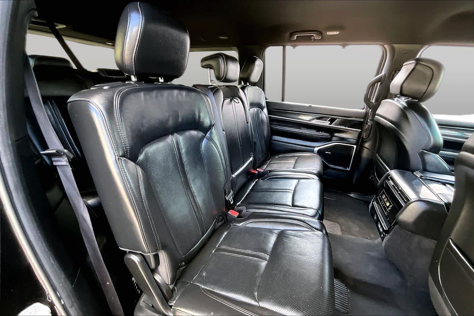 Used 2022 Jeep Wagoneer Series I w/ Convenience Group I RWD image 17