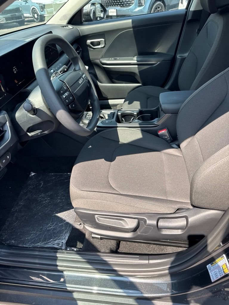 New 2026 Kia K4 FWD image 9