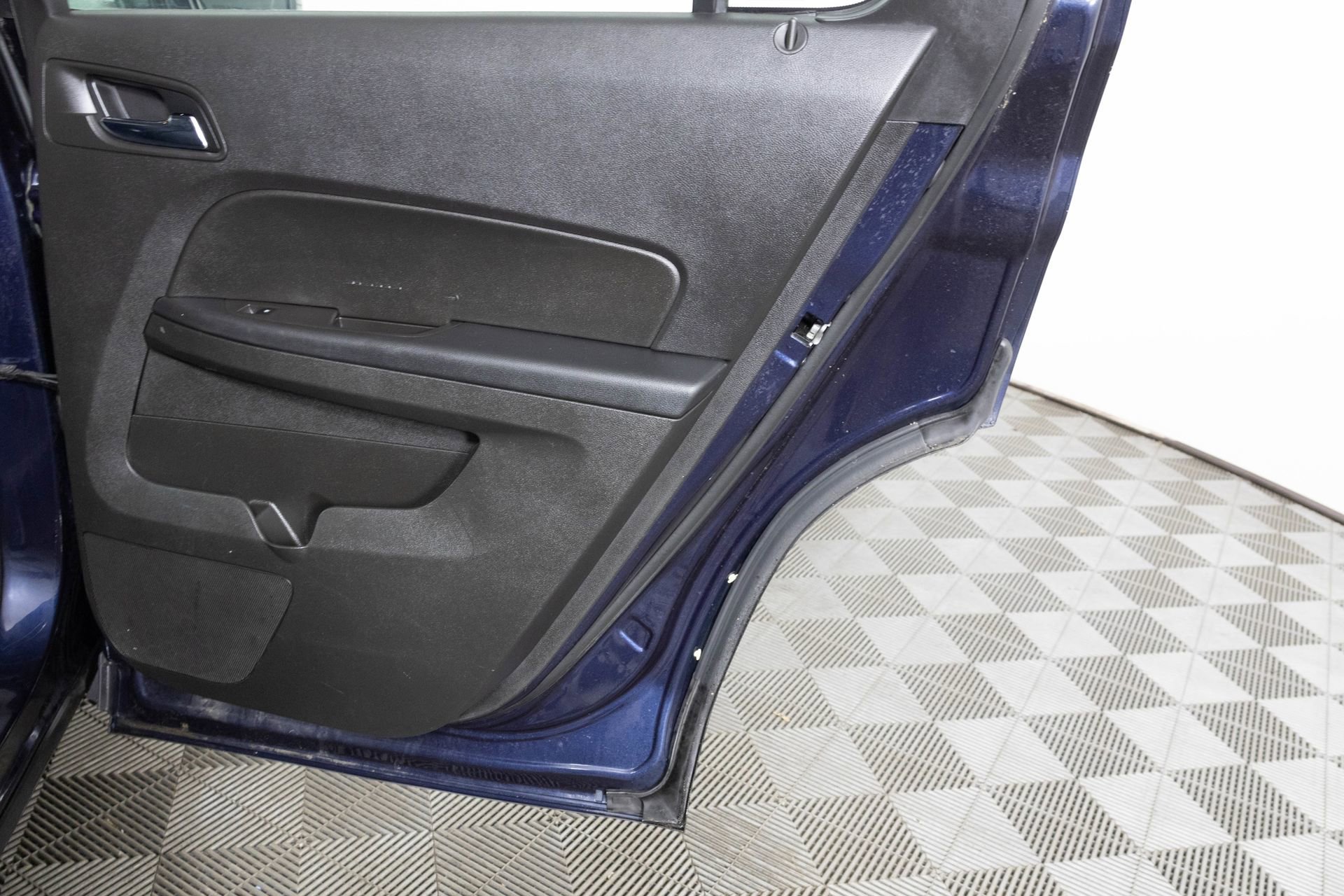 Used 2015 Chevrolet Equinox LS image 33