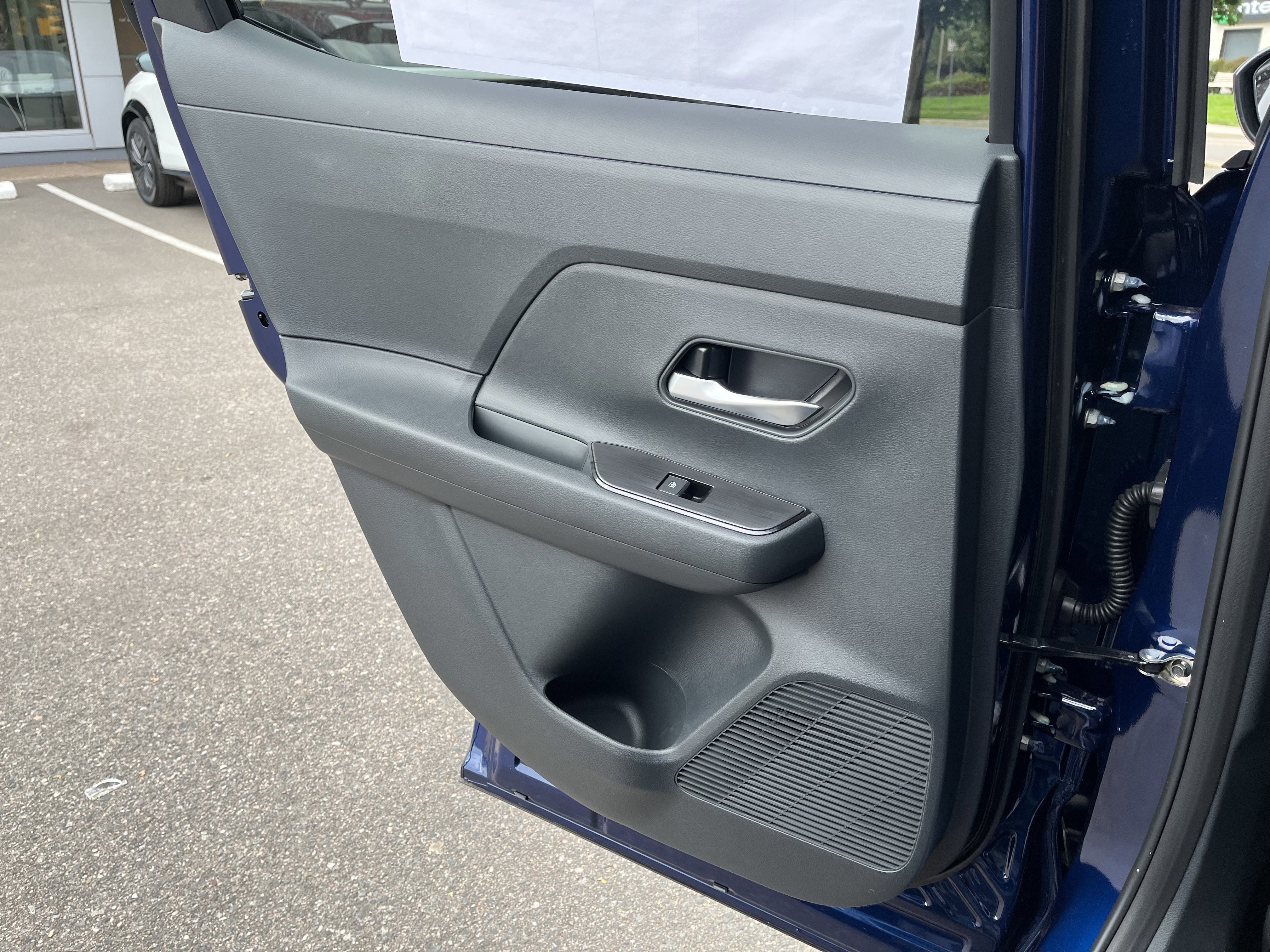 New 2026 Nissan Kicks SV image 23