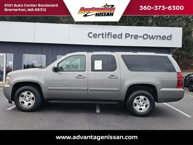 Used 2007 Chevrolet Suburban LT image 2