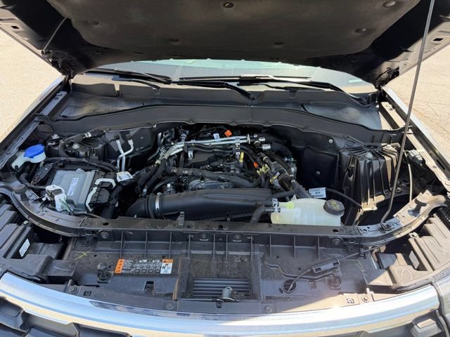 Certified 2025 Ford Explorer Active w/ Active Comfort Package AWD/4WD image 22