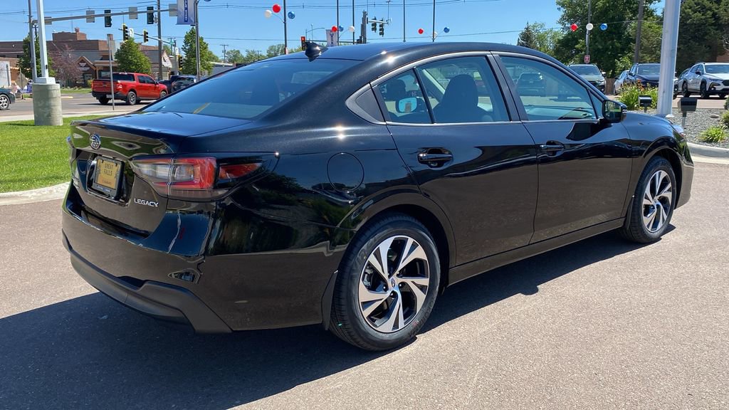 Used 2025 Subaru Legacy Premium image 5