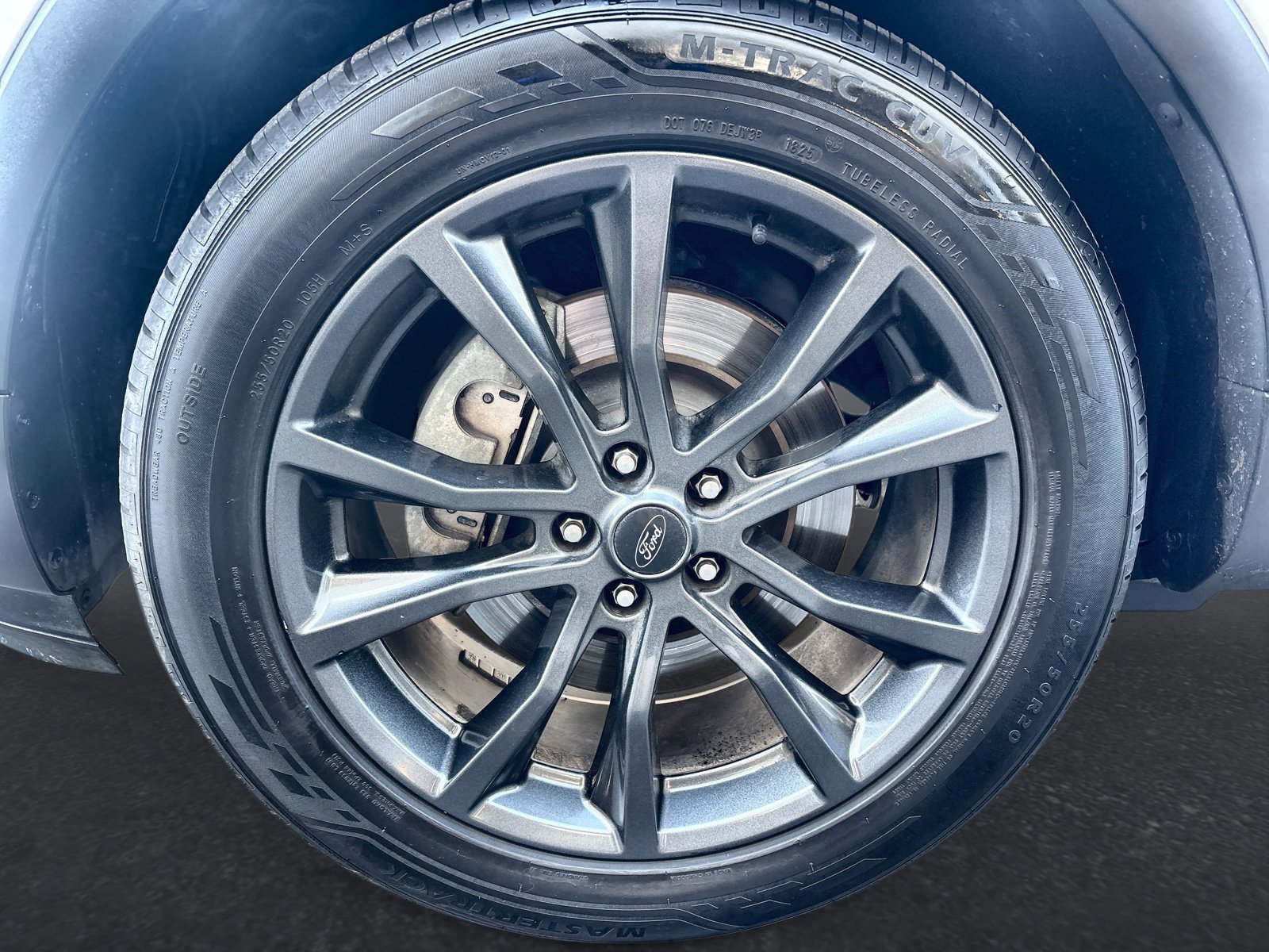 Used 2018 Ford Explorer XLT w/ Equipment Group 202A image 18