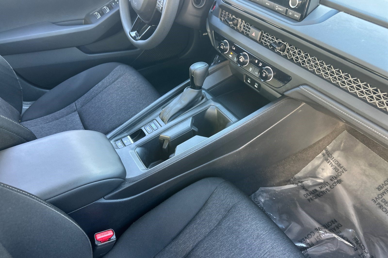 Used 2023 Honda Accord LX image 32