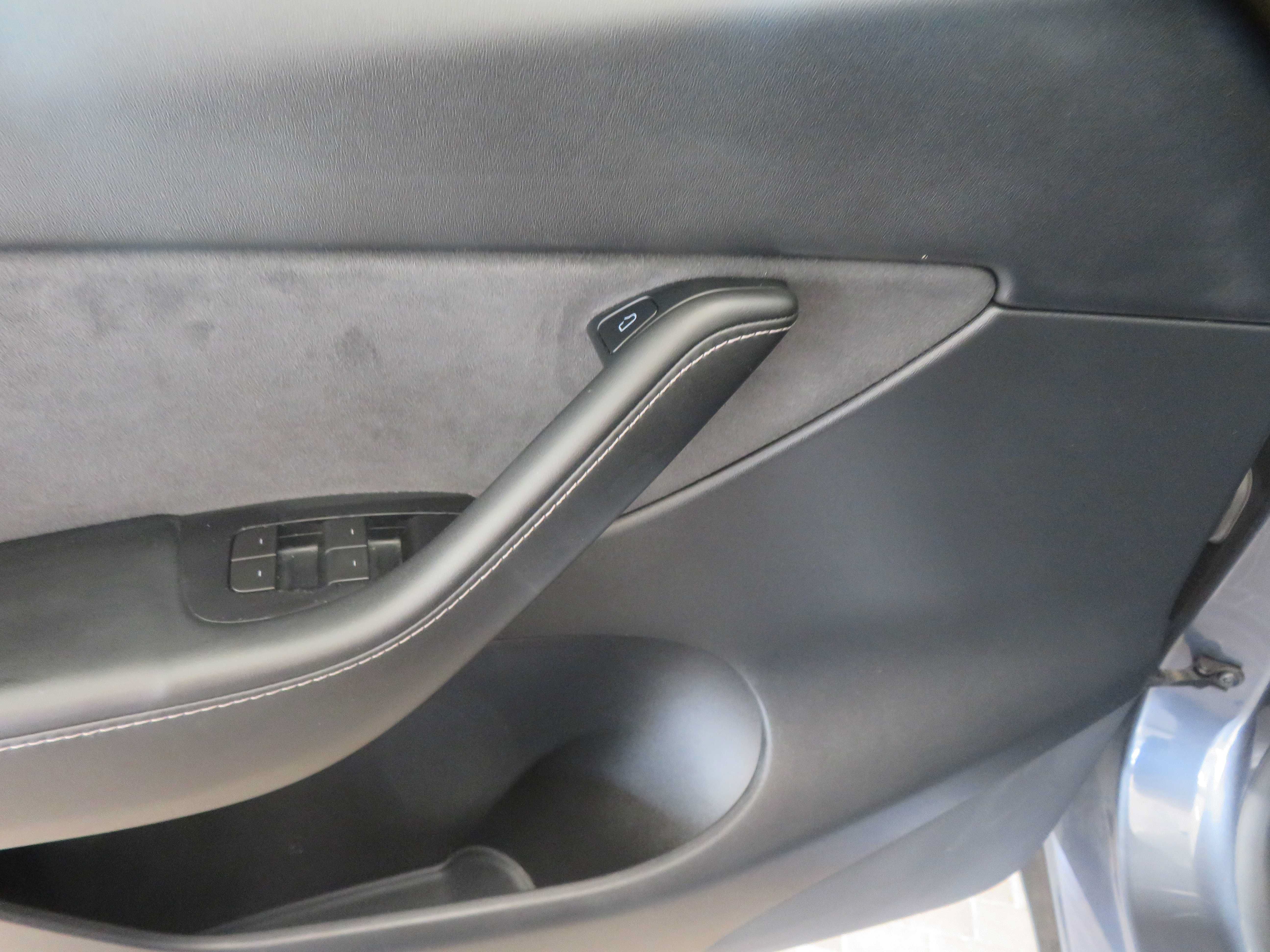 Used 2022 Tesla Model Y Performance AWD/4WD image 14