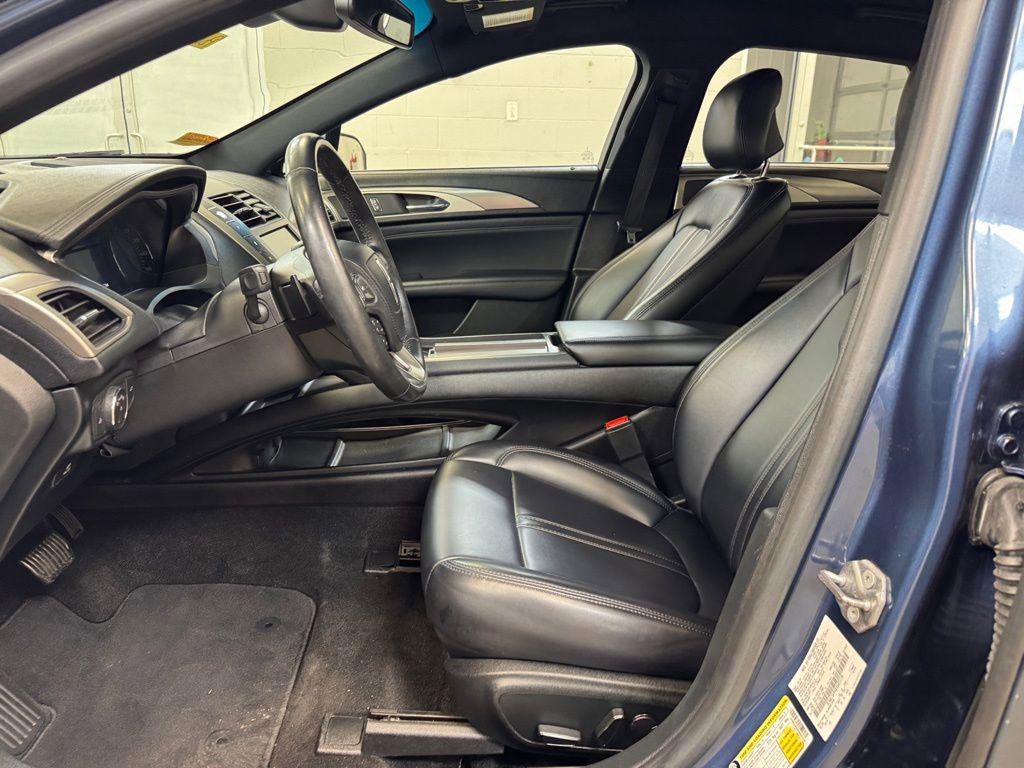 Used 2019 Lincoln MKZ Premiere image 12