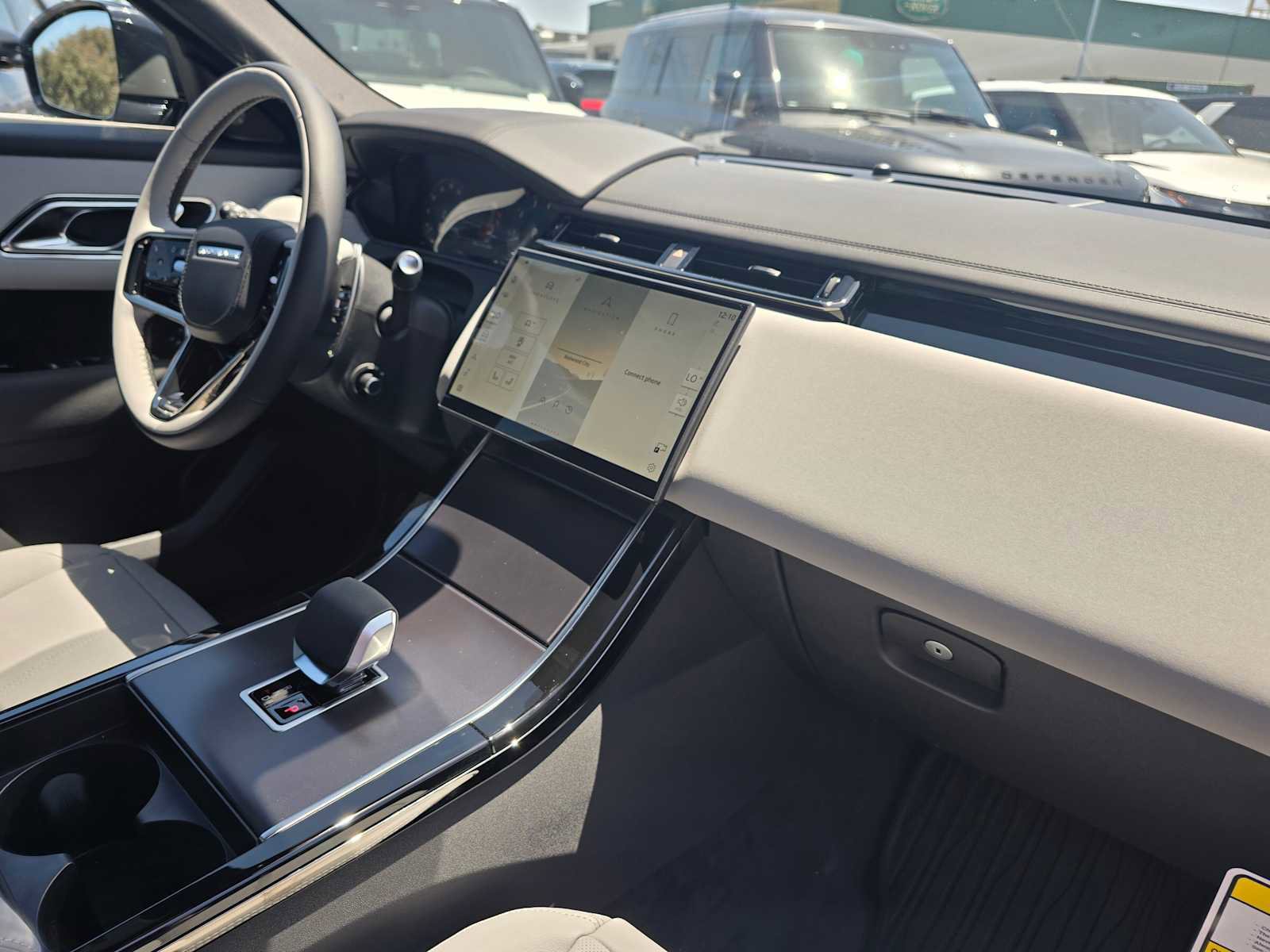 Certified 2026 Land Rover Range Rover Velar Dynamic SE image 12