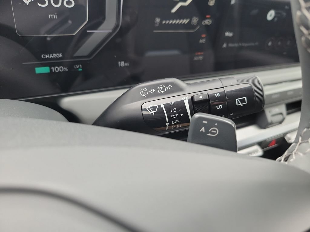 New 2027 Kia EV3 Wind FWD image 29