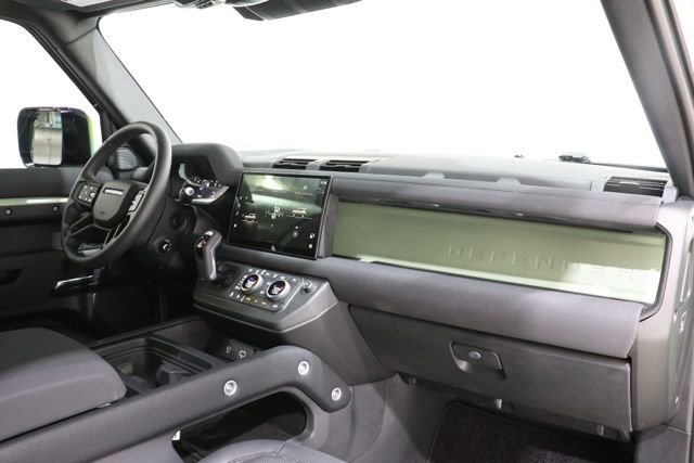 Used 2023 Land Rover Defender 110 75th Limited Edition AWD/4WD image 13