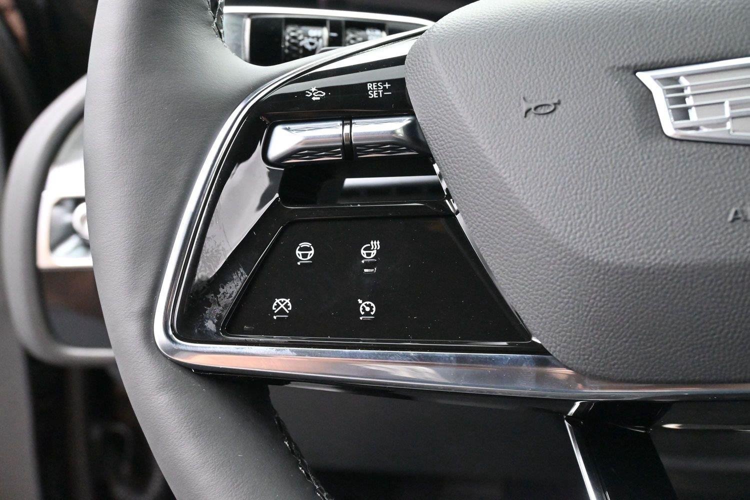 New 2027 Cadillac Lyriq Signature Sport AWD/4WD image 19
