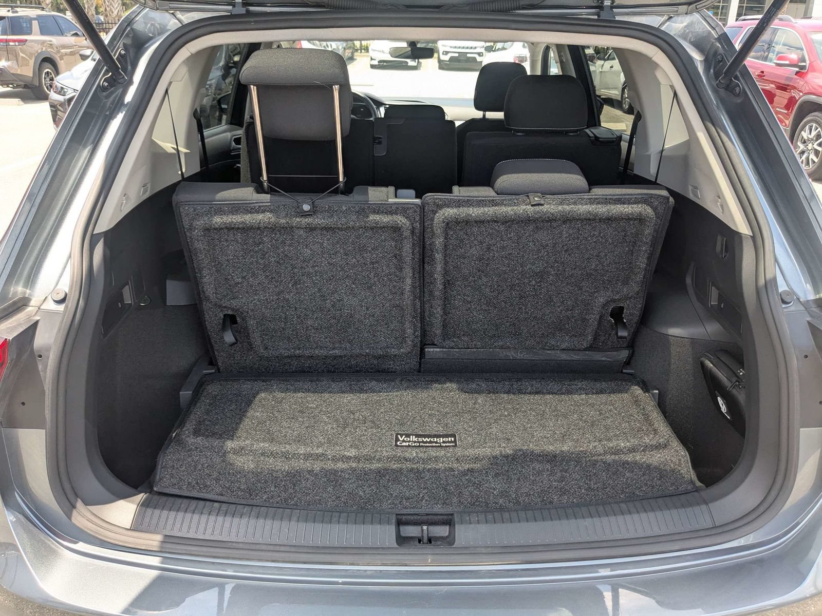 Used 2023 Volkswagen Tiguan S FWD image 13