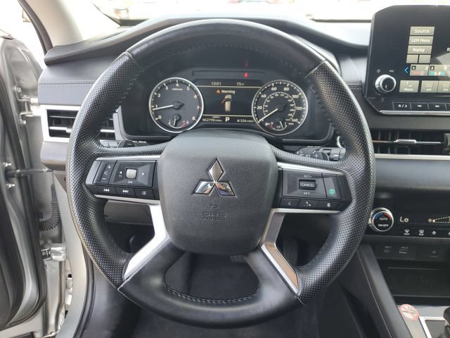 Used 2024 Mitsubishi Outlander SE FWD image 25