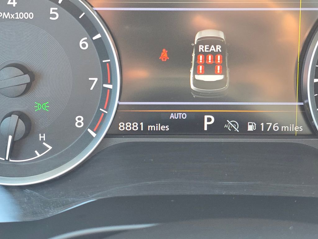 Used 2024 INFINITI QX60 Pure image 25