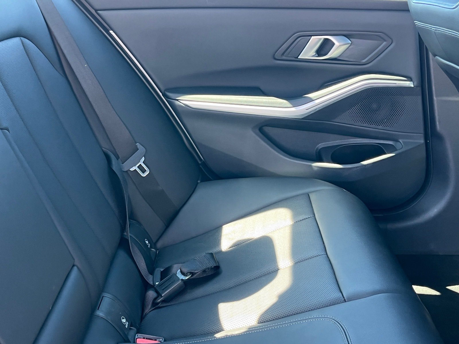 Used 2024 BMW 330i Sedan RWD image 11