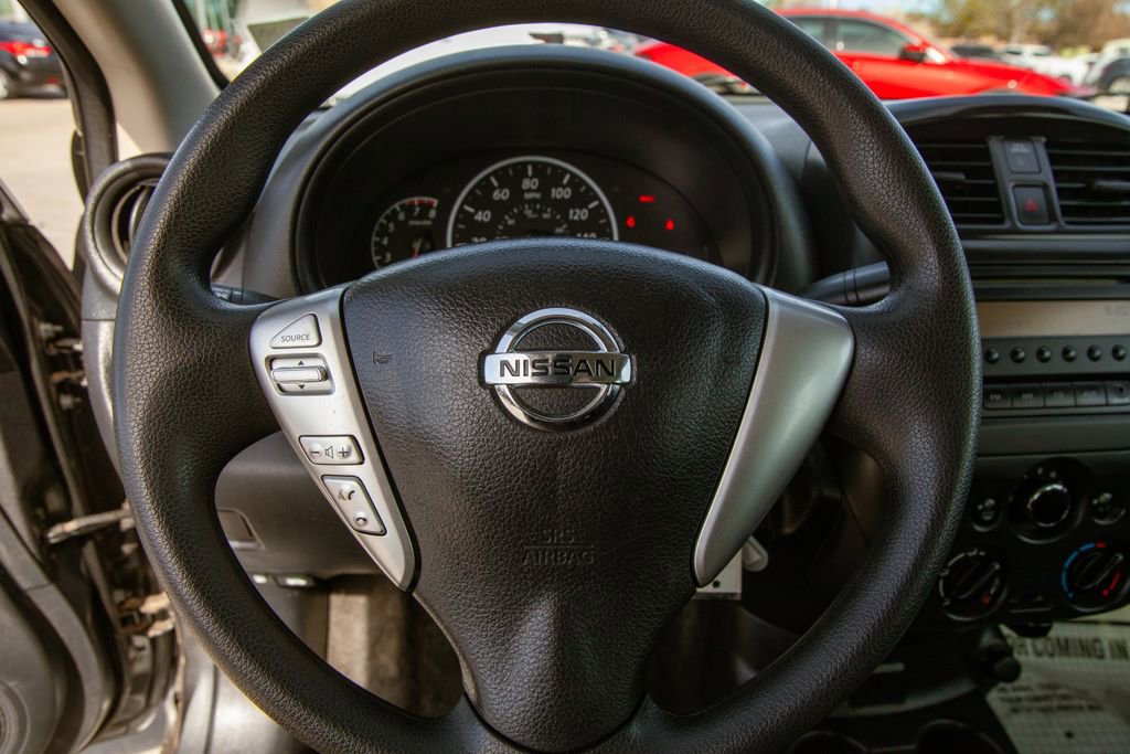 Used 2017 Nissan Versa S FWD image 17