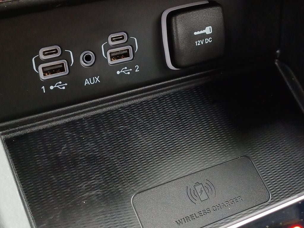 Used 2024 Jeep Grand Cherokee Laredo X w/ Luxury Tech Group I AWD/4WD image 20