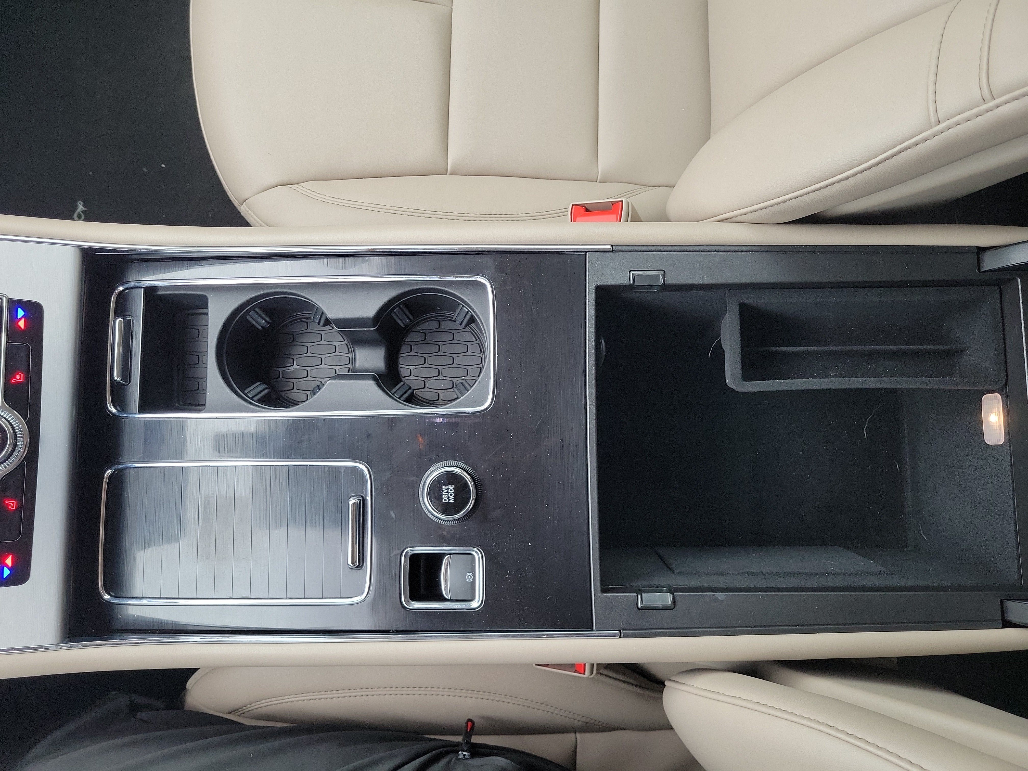 Used 2023 Lincoln Aviator AWD w/ Class IV Trailer Tow Package image 25