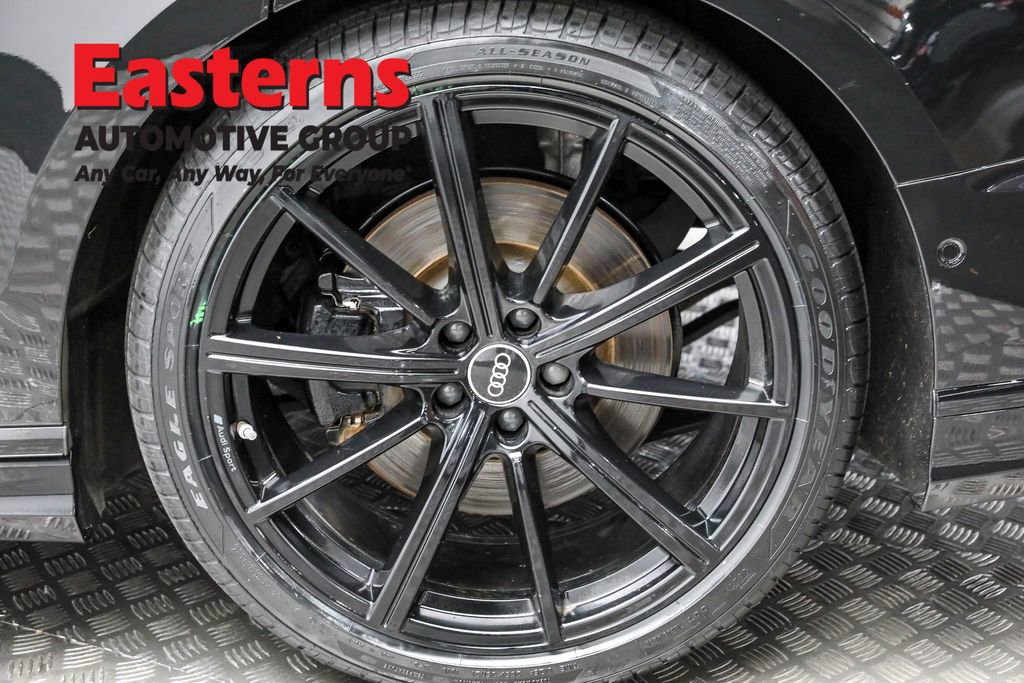 Used 2022 Audi A8 L 3.0T w/ Executive Package image 8