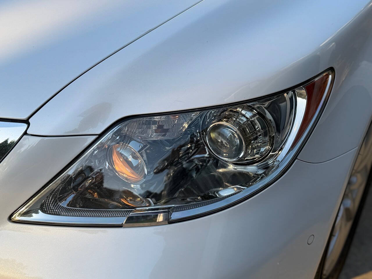 Used 2007 Lexus LS 460 L RWD image 40