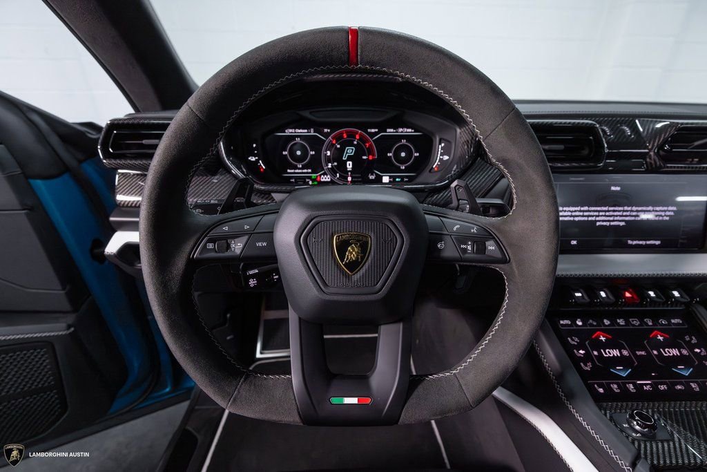 Used 2025 Lamborghini Urus Performante AWD/4WD image 29