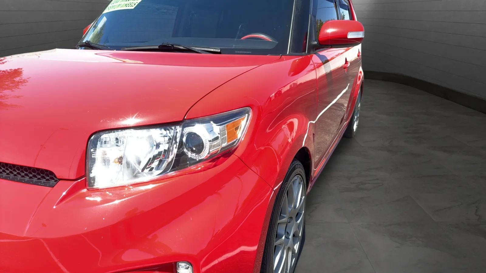 Used 2014 Scion xB FWD image 26