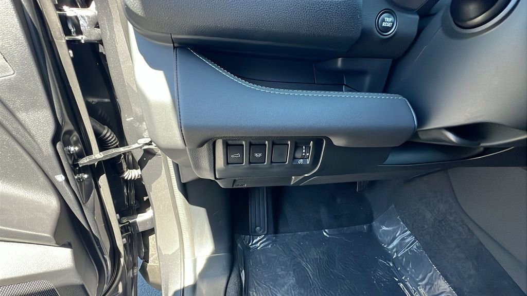 New 2025 Subaru Ascent Touring image 31
