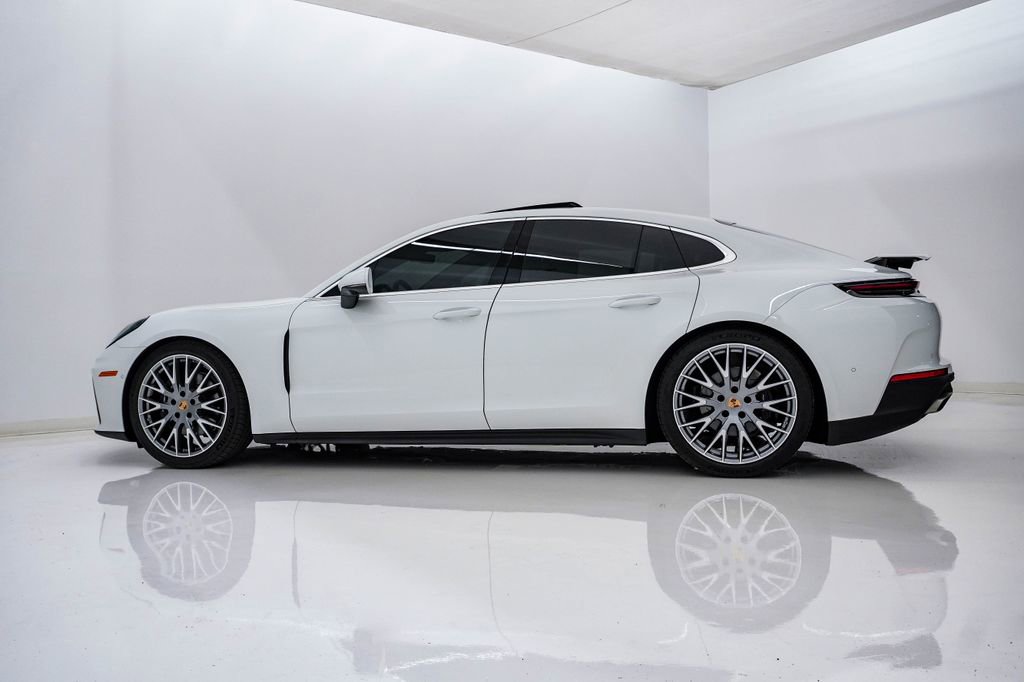 Certified 2025 Porsche Panamera 4 AWD/4WD image 2