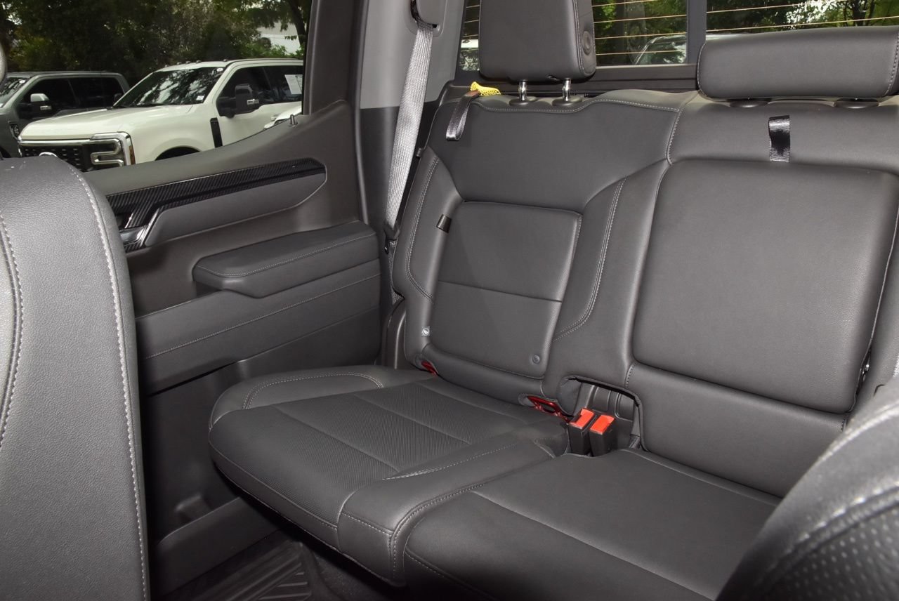 Used 2025 Chevrolet Silverado 1500 LTZ AWD/4WD image 19