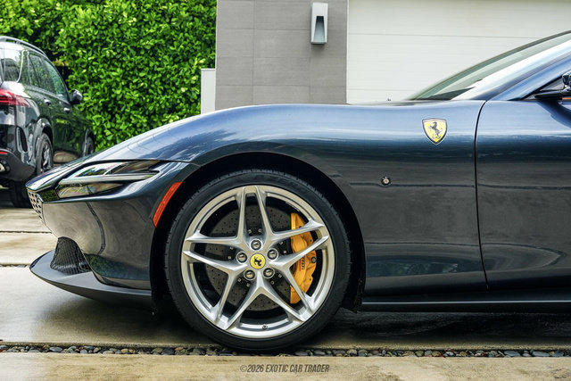 Used 2026 Ferrari Roma Spider RWD image 4