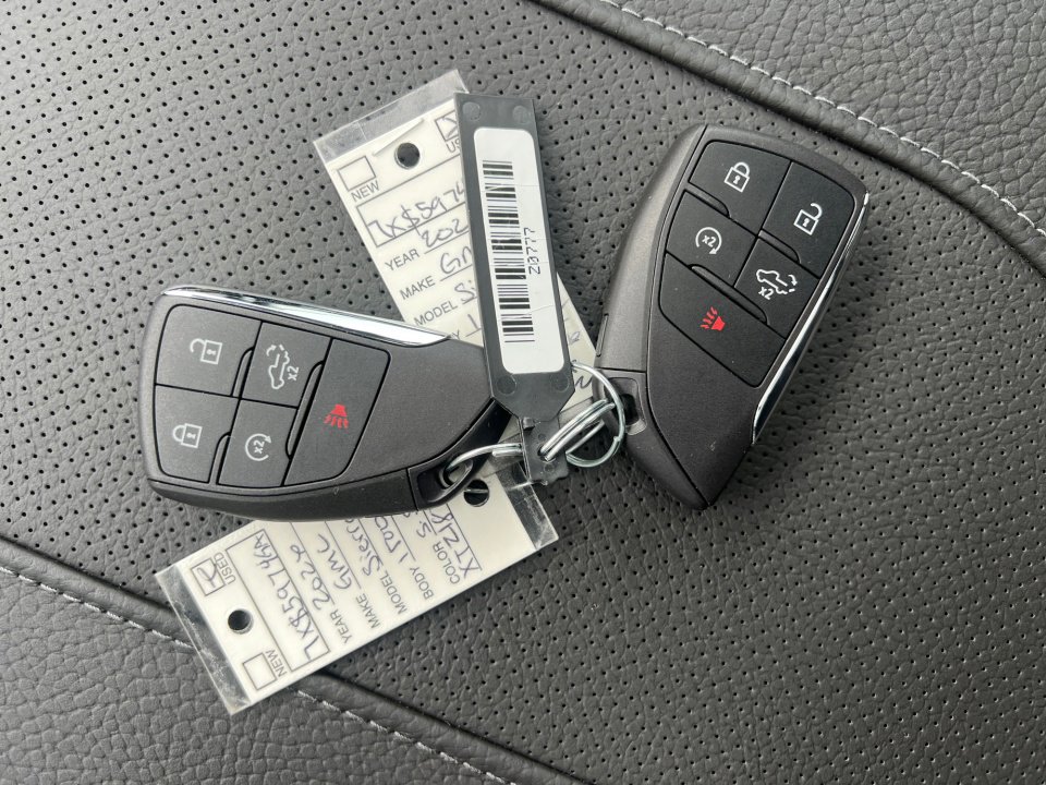 Certified 2026 GMC Sierra 1500 Denali w/ Denali Reserve Package image 35